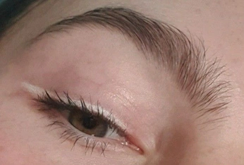 A cover of "MAKEUP" cluster. The owner is ananoduerme. The cluster consists of 9 elements.