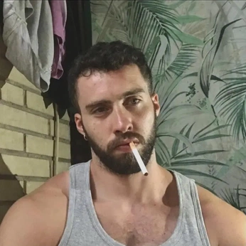 A cover of "Yellow" cluster. The owner is lorenzo7111. The cluster consists of 17 elements.