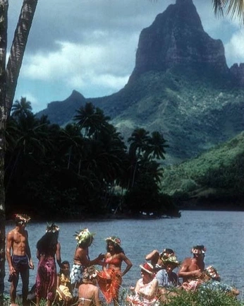 A cover of "Paradice" cluster. The owner is markon. The cluster consists of 6 elements.