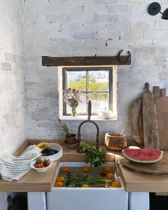 A cover of "Farmhouse 🥕" cluster. The owner is jsouth. The cluster consists of 1 element.