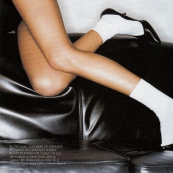 A cover of "🎞️🤎🪐🧸" cluster. The owner is breeana. The cluster consists of 69 elements.