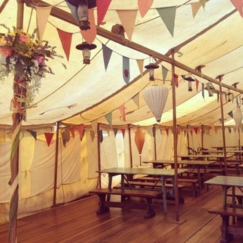 A cover of "hobbit tea party" cluster. The owner is oknight. The cluster consists of 119 elements.