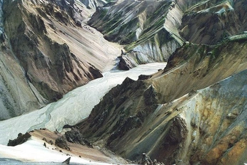 A cover of "Oil Painting (Mountains)" cluster. The owner is dnkbacker. The cluster consists of 10 elements.