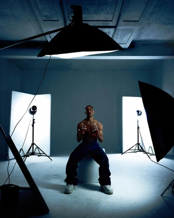 A cover of "LIGHTING SETUPS" cluster. The owner is bullvisuals. The cluster consists of 5 elements.