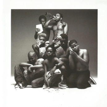 A cover of "Photo Inspo" cluster. The owner is irvingdiptera. The cluster consists of 54 elements.