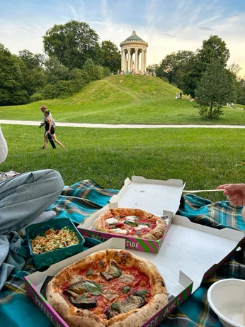 A cover of "quick save" cluster. The owner is charlotte83. The cluster consists of 80 elements.