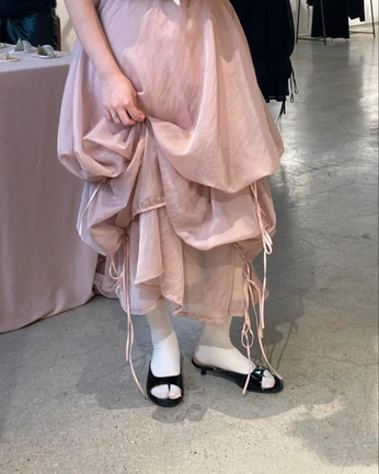 A cover of "Fashion" cluster. The owner is ishma. The cluster consists of 30 elements.