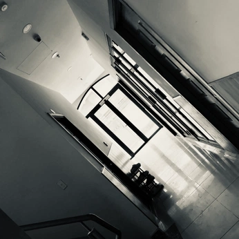 A cover of "Hall contrast" cluster. The owner is austinaurelius. The cluster consists of 2 elements.