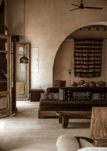 A cover of "Interior" cluster. The owner is deltaromeo. The cluster consists of 18 elements.