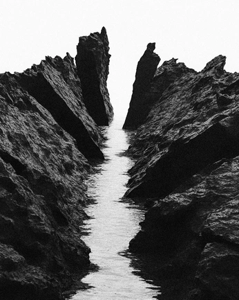 A cover of "Chasm" cluster. The owner is tbharbord. The cluster consists of 9 elements.