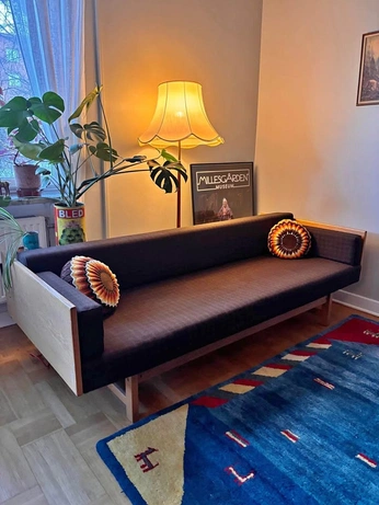 A cover of "Interior" cluster. The owner is facefuck. The cluster consists of 11 elements.