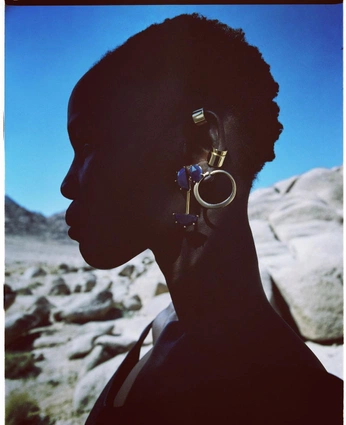 A cover of "ond" cluster. The owner is jonathan.almeida. The cluster consists of 30 elements.