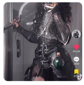 A cover of "cosplay baby" cluster. The owner is khaleesiniecie. The cluster consists of 1 element.