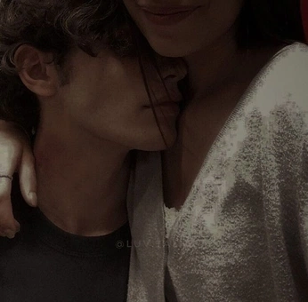 A cover of "Silvers" cluster. The owner is ireum. The cluster consists of 3 elements.