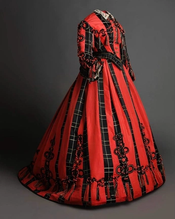 A cover of "1860  +/-  10 years" cluster. The owner is louisymi. The cluster consists of 4 elements.