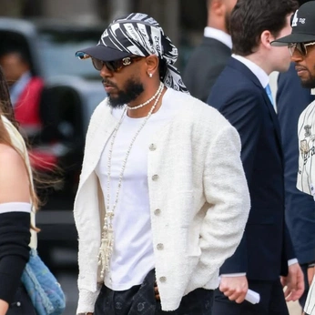 A cover of "Style" cluster. The owner is timdoerfler. The cluster consists of 5 elements.