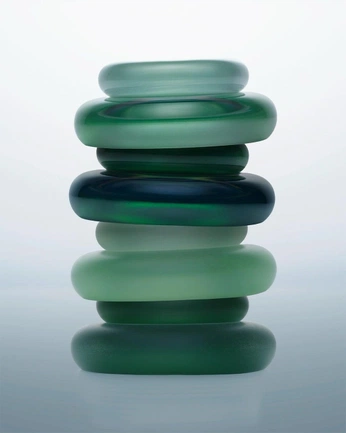 A cover of "jewel" cluster. The owner is chloerahall. The cluster consists of 7 elements.