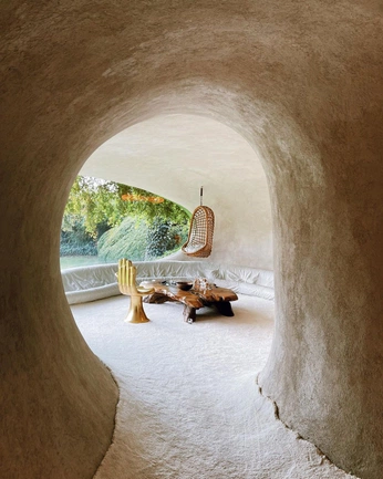 A cover of "Shoot | Sept" cluster. The owner is alexgarciaku. The cluster consists of 5 elements.