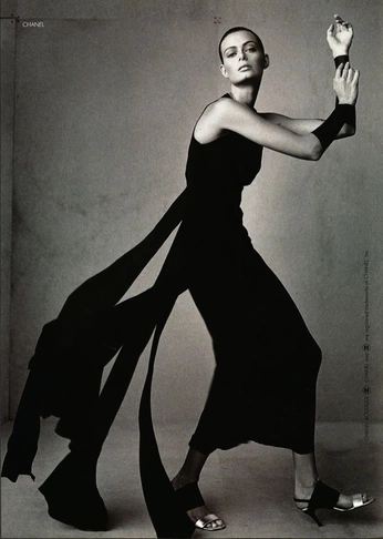 A cover of "slukhay_sashu" cluster. The owner is margaryyyyra. The cluster consists of 26 elements.