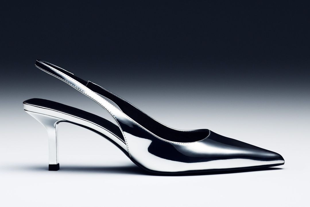 H&M Holiday 2023 slingback heels, photographed by Anders Kylberg.