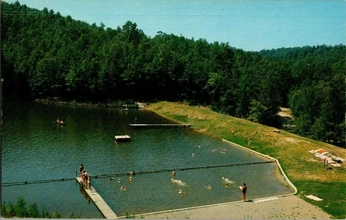 A cover of "balcony patio" cluster. The owner is ariellenewton. The cluster consists of 109 elements.