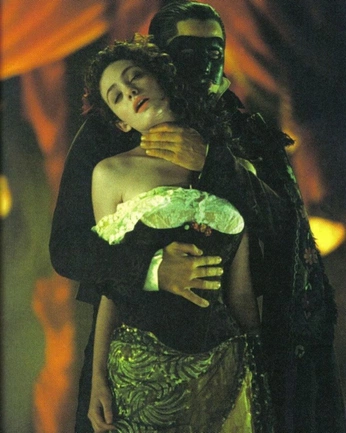 A cover of "Musicals" cluster. The owner is iris.dk. The cluster consists of 1 element.