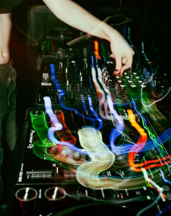 A cover of "DJ" cluster. The owner is adlover. The cluster consists of 13 elements.