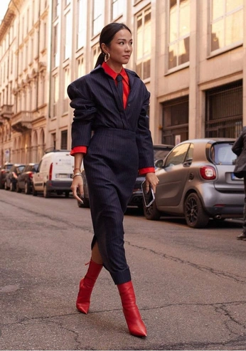 A cover of "olivia wedding 3" cluster. The owner is brideonfire. The cluster consists of 4 elements.