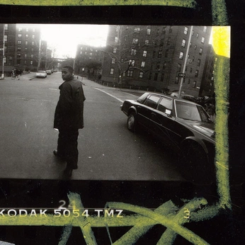 A cover of "EXT. MILANO - DAY" cluster. The owner is lorees. The cluster consists of 50 elements.