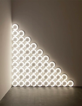 A cover of "led" cluster. The owner is simon.cnr. The cluster consists of 4 elements.