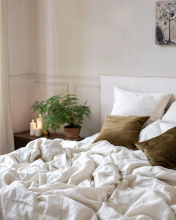 A cover of "calm interior." cluster. The owner is char.harwood. The cluster consists of 12 elements.