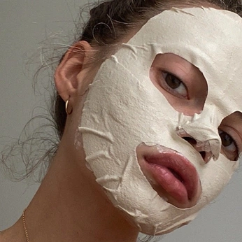 A cover of "Women" cluster. The owner is luissilva. The cluster consists of 15 elements.