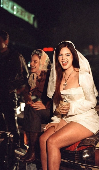 A cover of "music" cluster. The owner is celestialwisdom. The cluster consists of 10 elements.