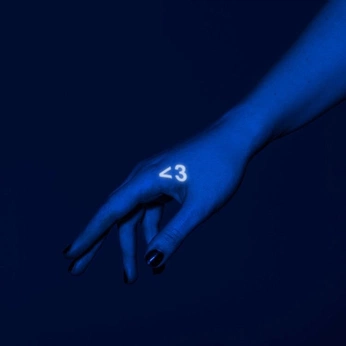 A cover of "Random Inspo" cluster. The owner is paragshah. The cluster consists of 4 elements.