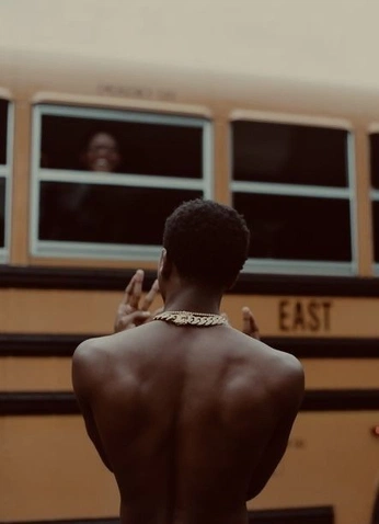 A cover of "urban" cluster. The owner is zogliahere. The cluster consists of 3 elements.