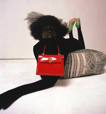 A cover of "fashion" cluster. The owner is poojabhichar. The cluster consists of 6 elements.