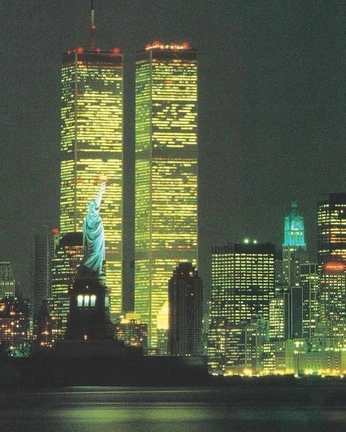 A cover of "My New York" cluster. The owner is studiodada. The cluster consists of 27 elements.