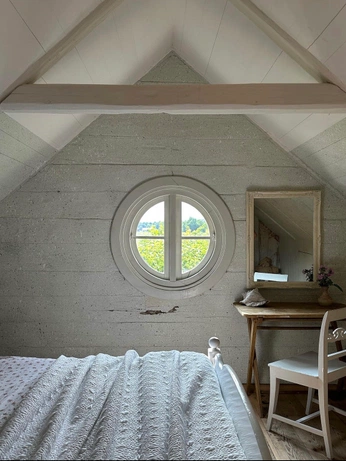 A cover of "home" cluster. The owner is tjhunt. The cluster consists of 7 elements.