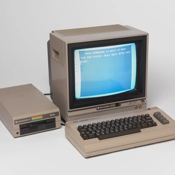 A cover of "Moodboard textile corpo" cluster. The owner is ninaxlamenace. The cluster consists of 10 elements.