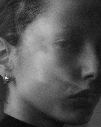 A cover of "photo" cluster. The owner is haoi.tu. The cluster consists of 7 elements.