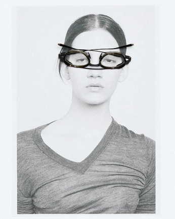 A cover of "eyewear" cluster. The owner is futuredouble00. The cluster consists of 2 elements.