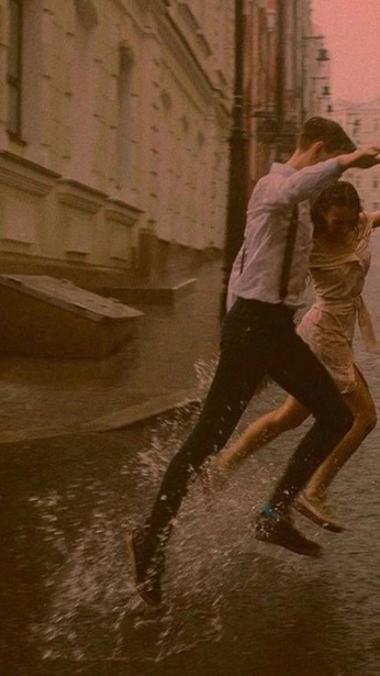 A cover of "literature" cluster. The owner is intothefaewoods. The cluster consists of 34 elements.