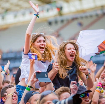 A cover of "Rox Young Core" cluster. The owner is ilusium. The cluster consists of 29 elements.