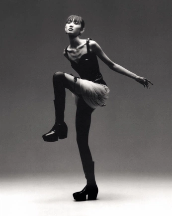 A cover of "Fashion illustration" cluster. The owner is moyaaa. The cluster consists of 2 elements.