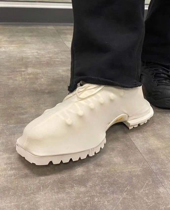 A cover of "SHIT" cluster. The owner is hemezo. The cluster consists of 13 elements.