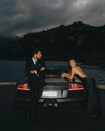 A cover of "couple photographique" cluster. The owner is ellonmustdu33. The cluster consists of 43 elements.