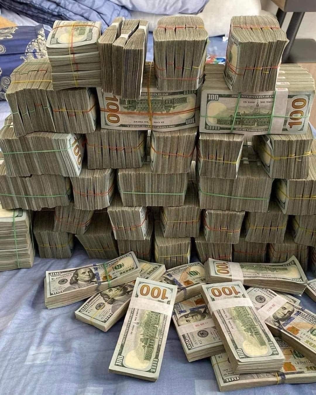 A Pinterest pin added by joshuasaix on Oct 22, 2024. The author is 𝓳𝓸𝓼𝓱𝓾𝓪. May present: luxury money instagram, money, cash.