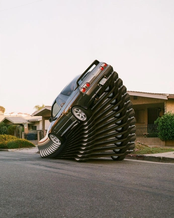 A cover of "New Balance" cluster. The owner is reno40c. The cluster consists of 37 elements.