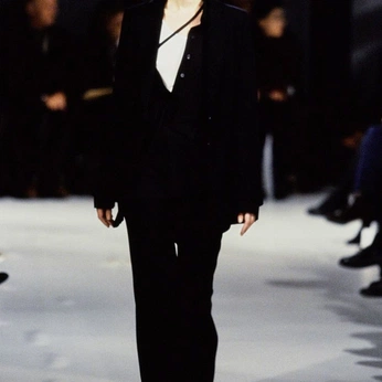 A cover of "F/W" cluster. The owner is skullskwatt. The cluster consists of 9 elements.