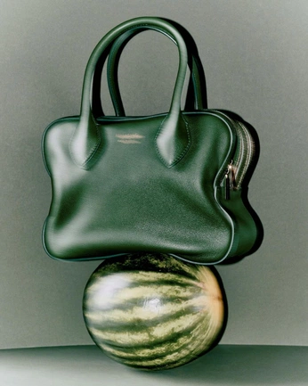 A cover of "Product Photography" cluster. The owner is acemase. The cluster consists of 12 elements.